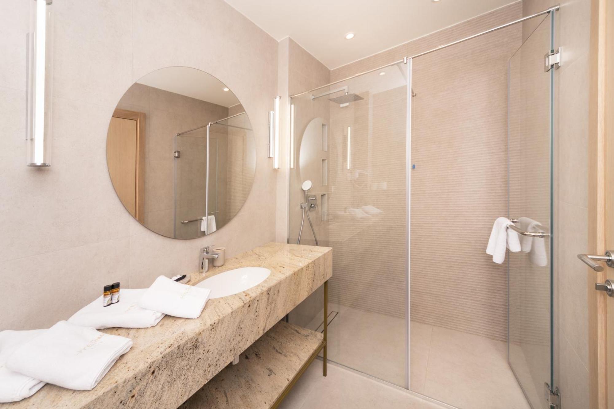 Hotel Pima Budva Kültér fotó