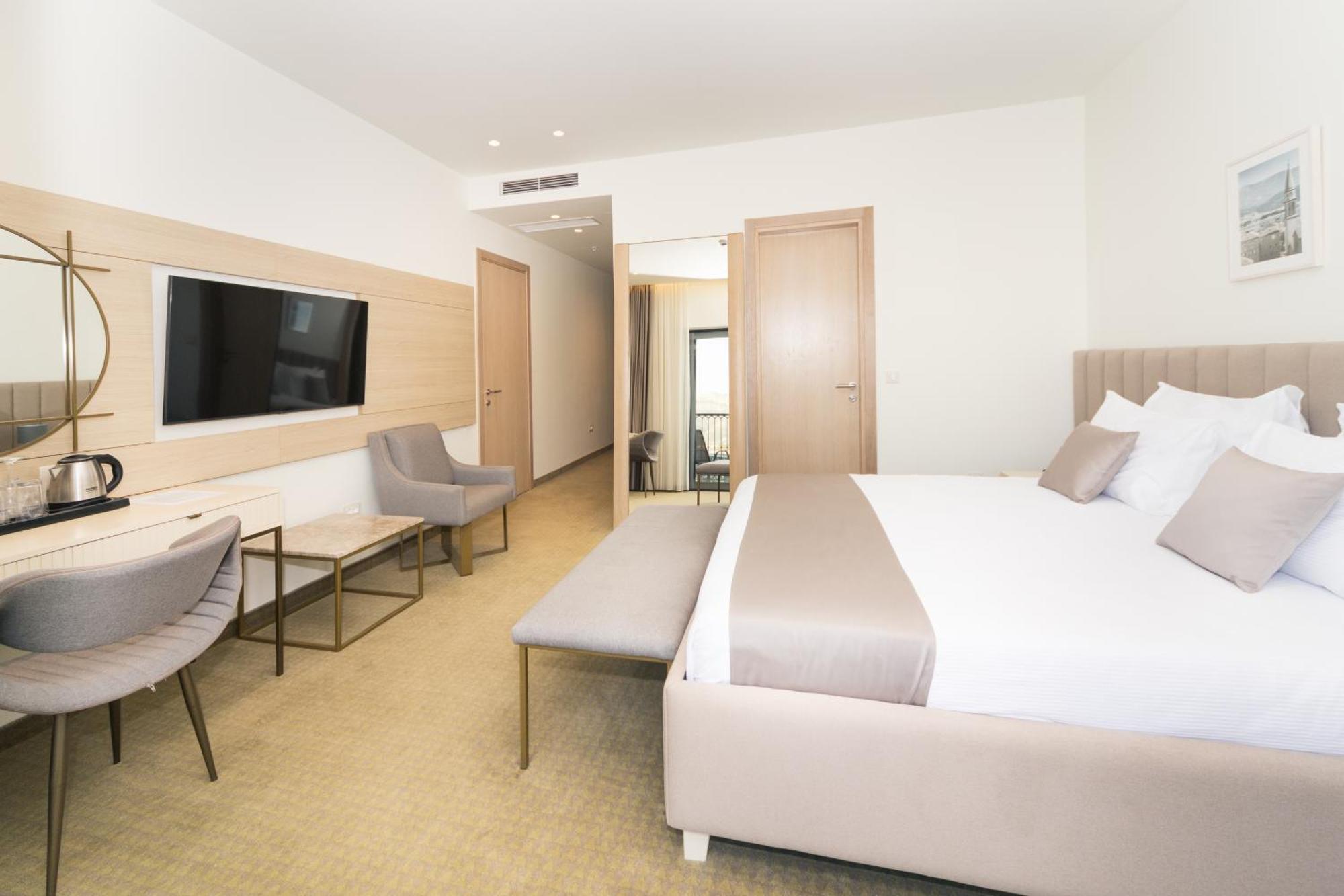 Hotel Pima Budva Kültér fotó