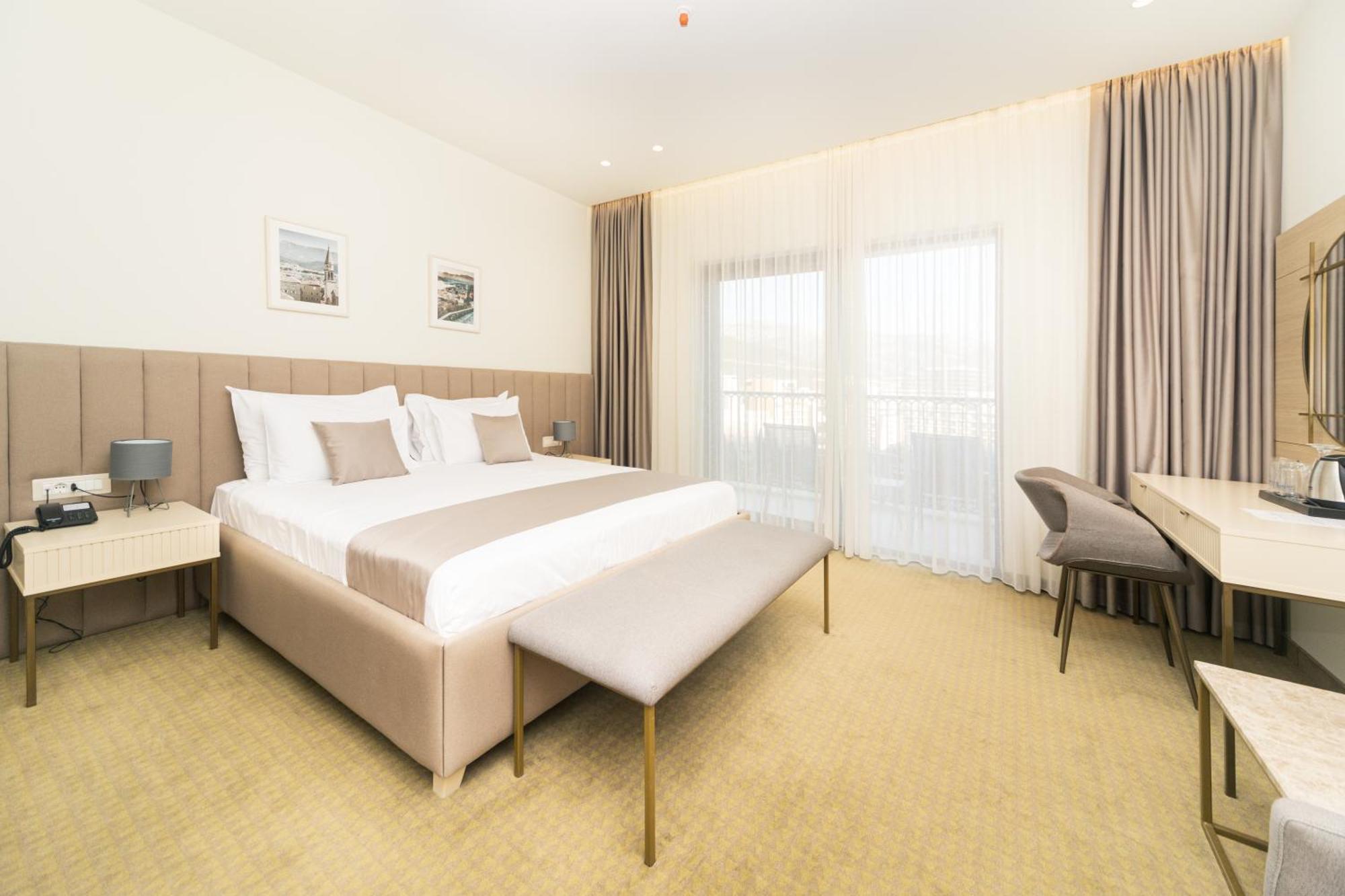 Hotel Pima Budva Kültér fotó