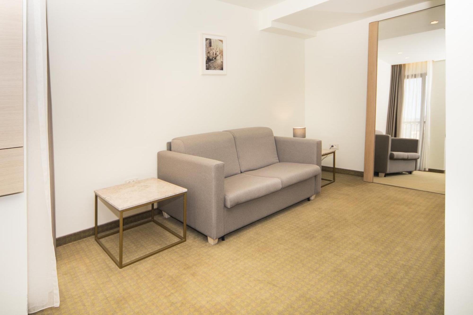 Hotel Pima Budva Kültér fotó