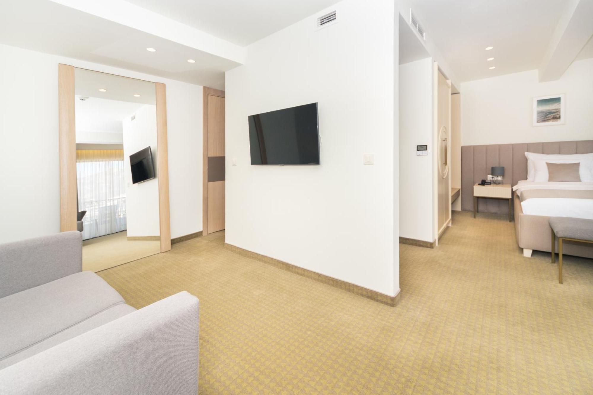 Hotel Pima Budva Kültér fotó