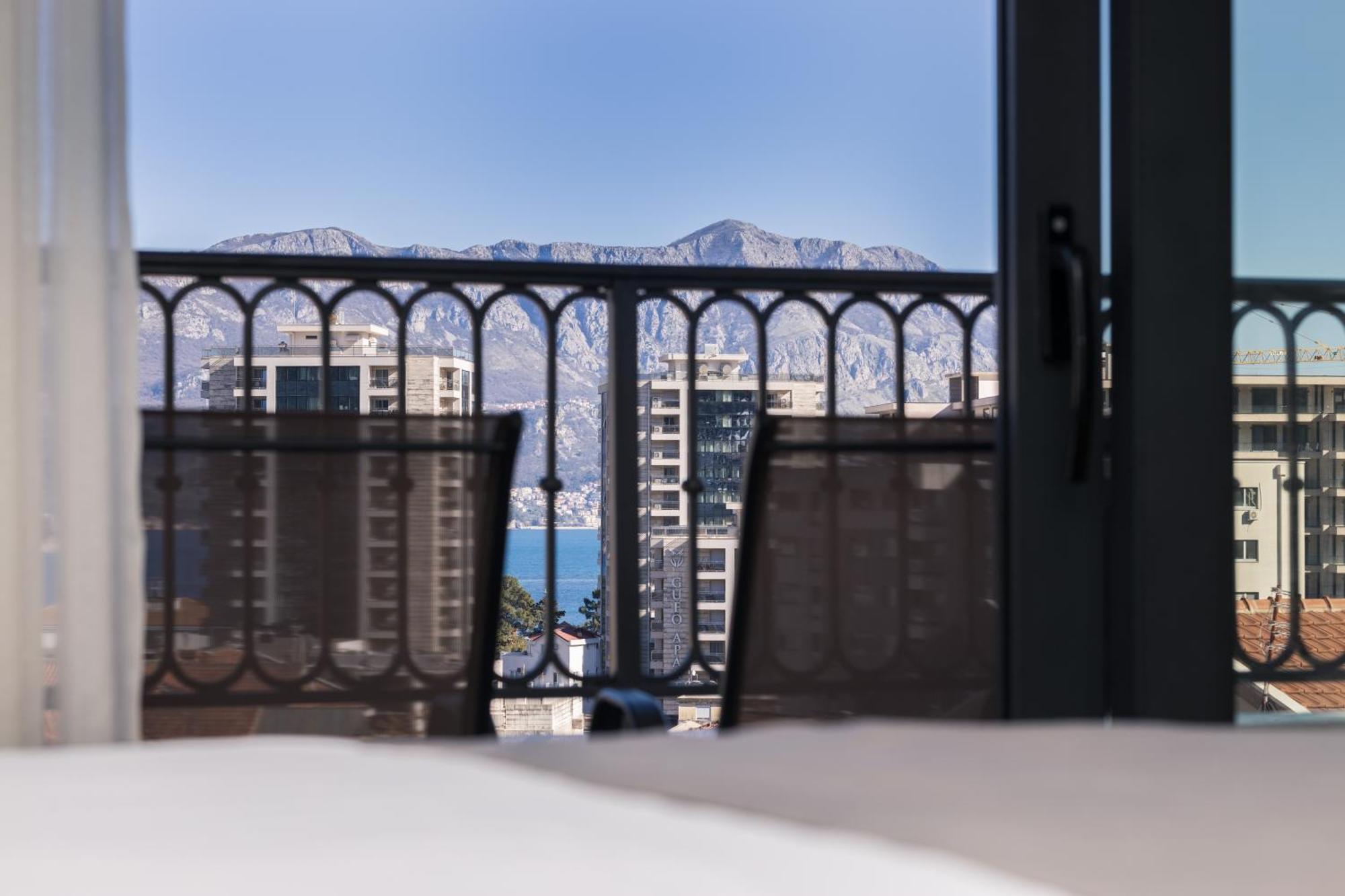 Hotel Pima Budva Kültér fotó