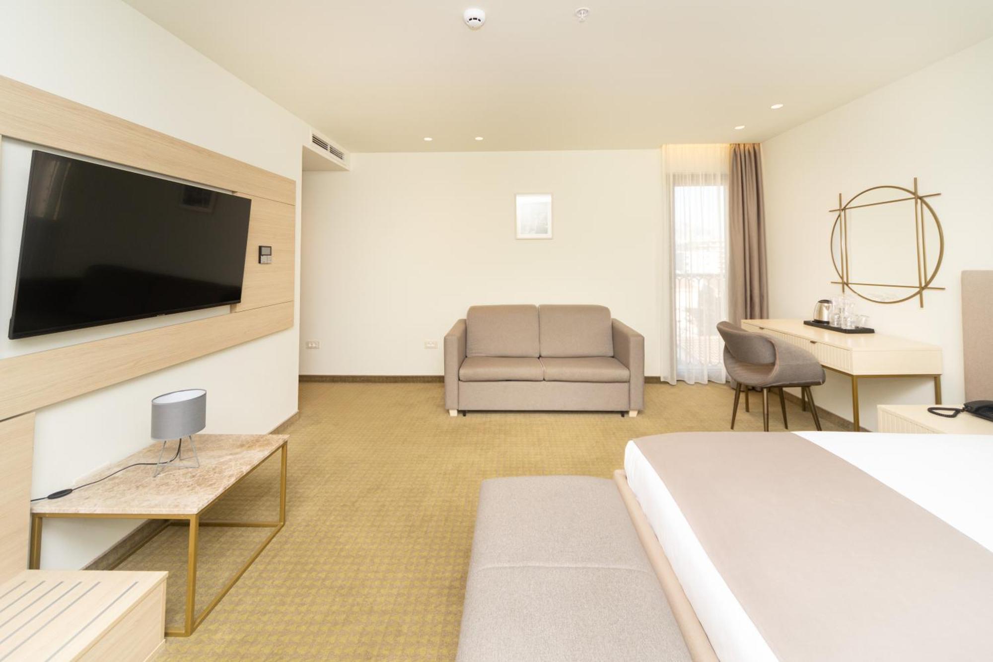 Hotel Pima Budva Kültér fotó